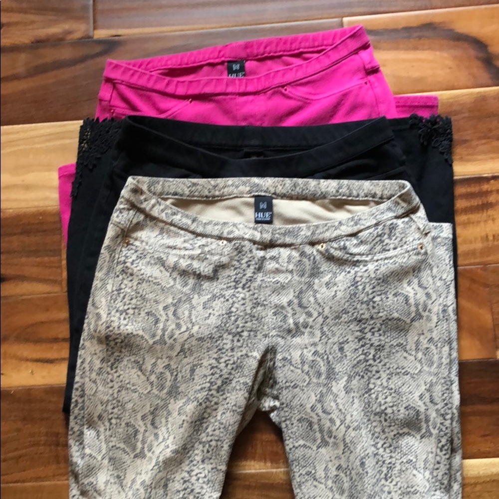 3 pairs of Hue leggings